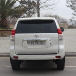 Toyots-Prado-2013-car-rent-baku