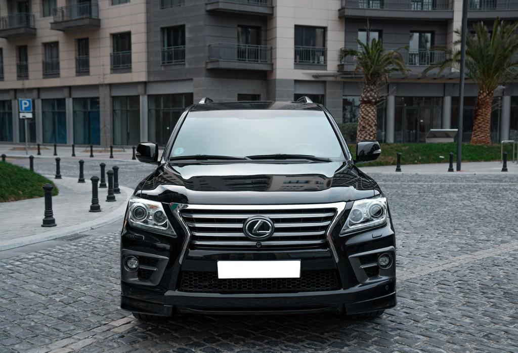 Lexus LX 570